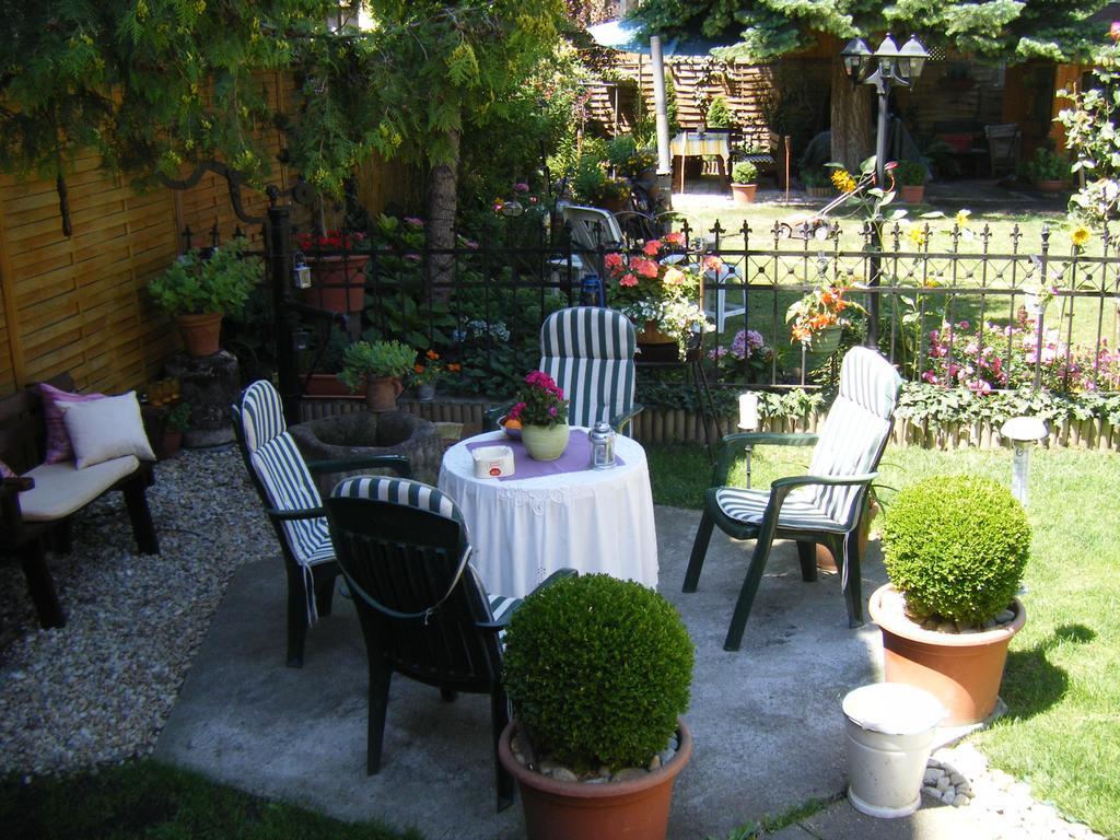 Sopron Eszter Apartman Oda fotoğraf